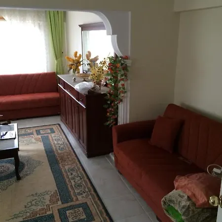 Daire Delightful Sleeps 8 Great Location *